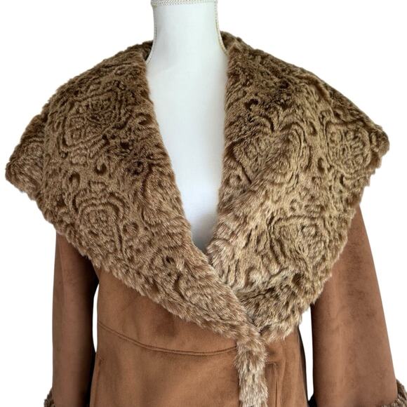 Terry Lewis - Luxuries Faux Suede and Fur Jacket, sizePS, NWT - Picture 4 of 16